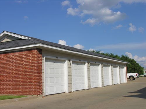 Champion Lake Apartments